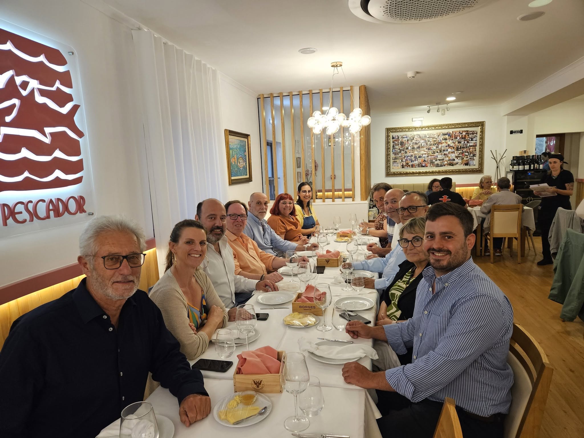 DEPUTADOS DO CHEGA REUNIDOS NA PRAIA DA VITÓRIA